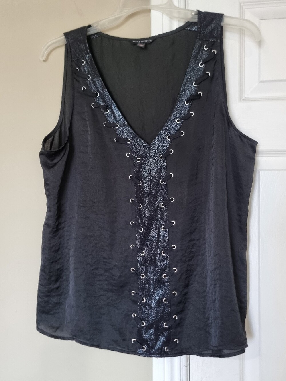 Rock & Republic Y2k Womens Tank Top XL Black Lace-Up V-Neck with Shimmer Trim